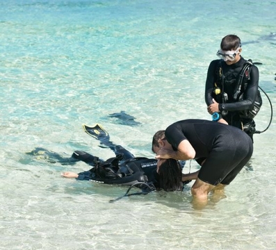 Спасение на суше и воде / Emergency First Response + Rescue Diver